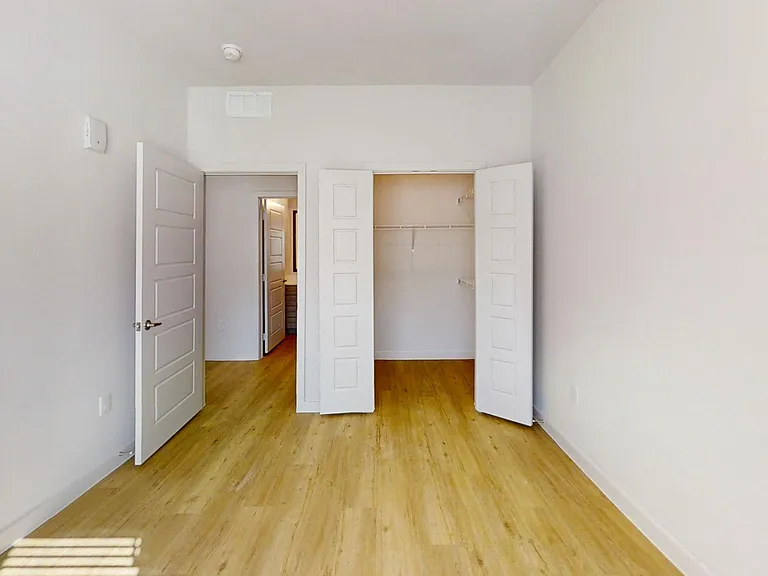 Park South — Photo 164