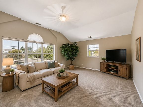 4th image of 7323 Grandview Ct #7323