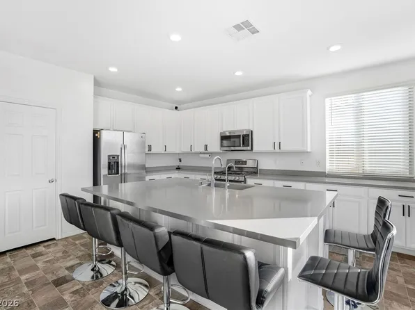 5725 Saltrock Grove St, North Las Vegas, NV 89081