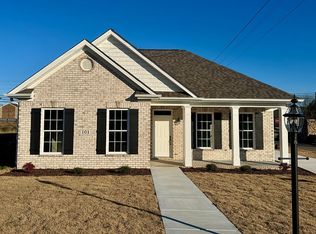 101 Riley Cir, Fayetteville, TN 37334