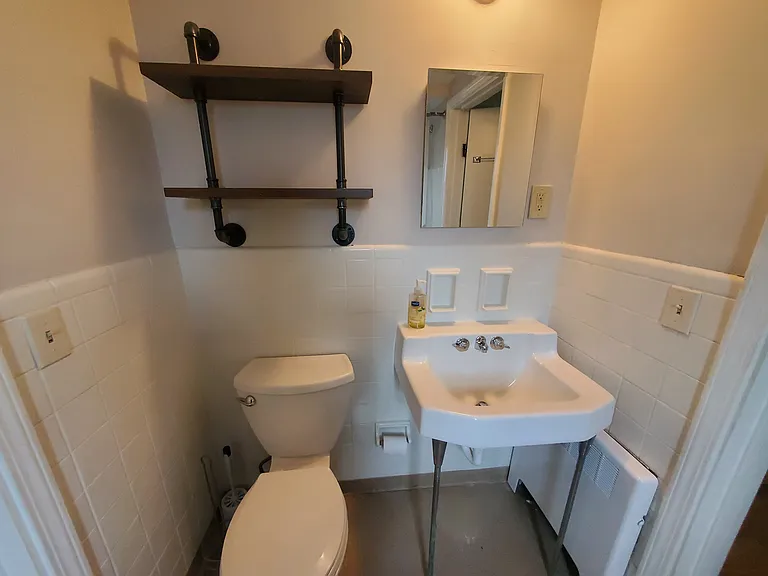 3194 Werk Rd #4 — Photo 6