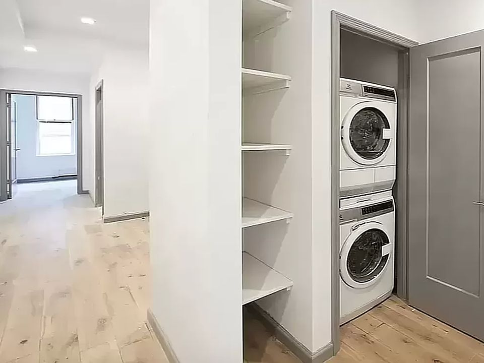 1st image of 332 E 6th St APT 5