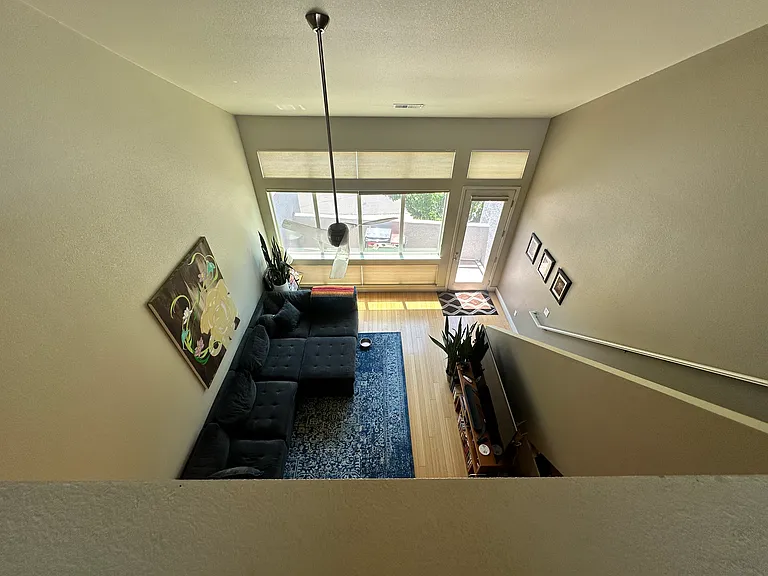 375 Pine St — Photo 23