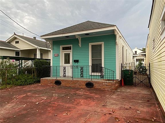 2nd image of 607 Huey P Long Ave