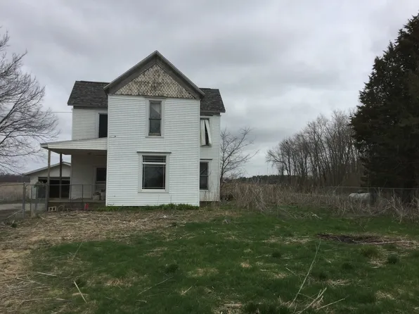 20744 E 200 North Rd, Ridge Farm, IL 61870