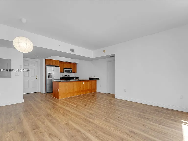 4100 Salzedo St #610 — Photo 4