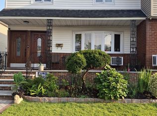 25946 149th Rd, Rosedale, NY 11422