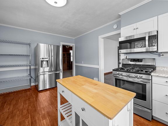 5th image of 27 Marion St