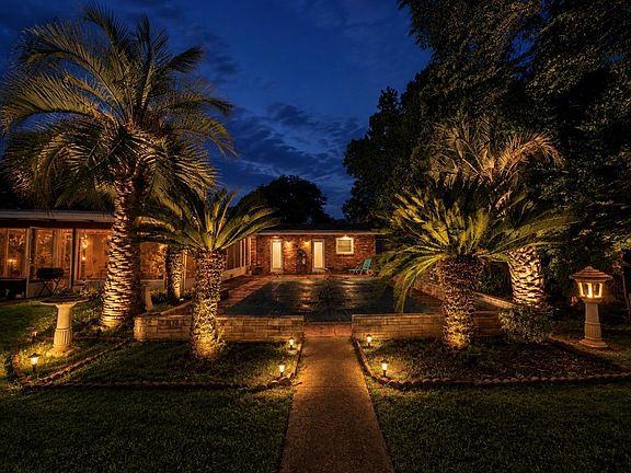 5th image of 2408 Whispering Pines Cir