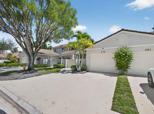 479 Prestwick Cir, Palm Beach Gardens, FL 33418