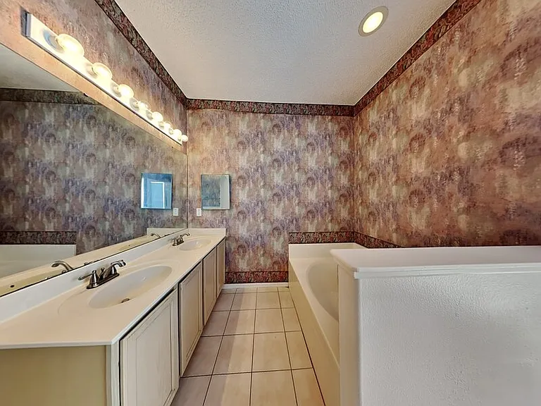 3233 Kings Ridge Ter — Photo 17