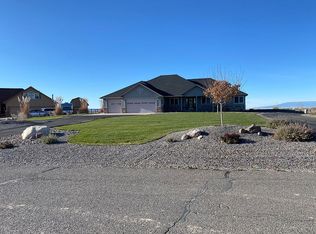 2210 Hatton Pl, Montrose, CO 81401