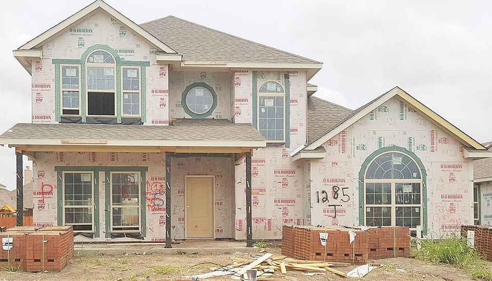 1st image of 1285 Crescent Cove Dr