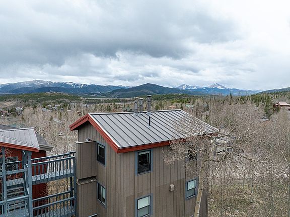 3rd image of 809 Ryan Gulch Rd #809