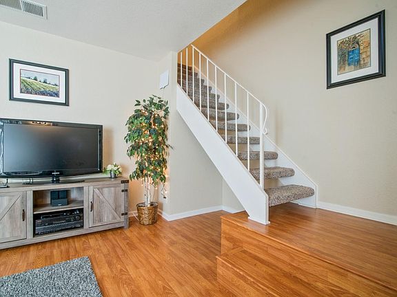2nd image of 5484 Don Juan Cir