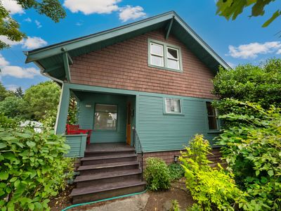 3738 SE Schiller St, Portland, OR, 97202