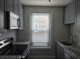 4113 Pine St #3F, Philadelphia, PA 19104