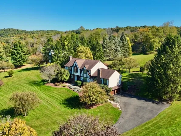 34 Deire Dr, Sparta Twp., NJ 07871