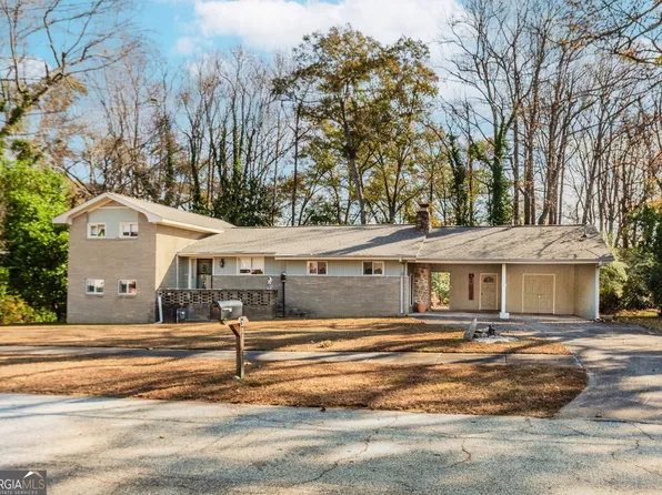 253 3rd Ave, Winder, GA 30680