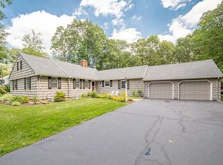 34 Highwood Dr, Avon, CT 06001