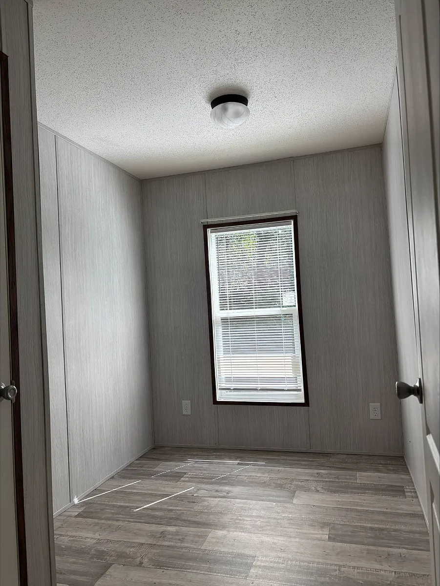 Building Photo - 3150 Plateau Dr #238