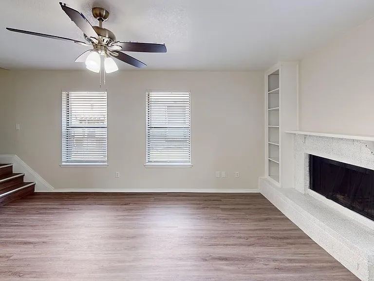 Davis Square Apartments — Photo 6