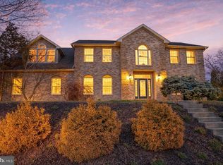 1014 S Waterford Way, Mechanicsburg, PA 17050