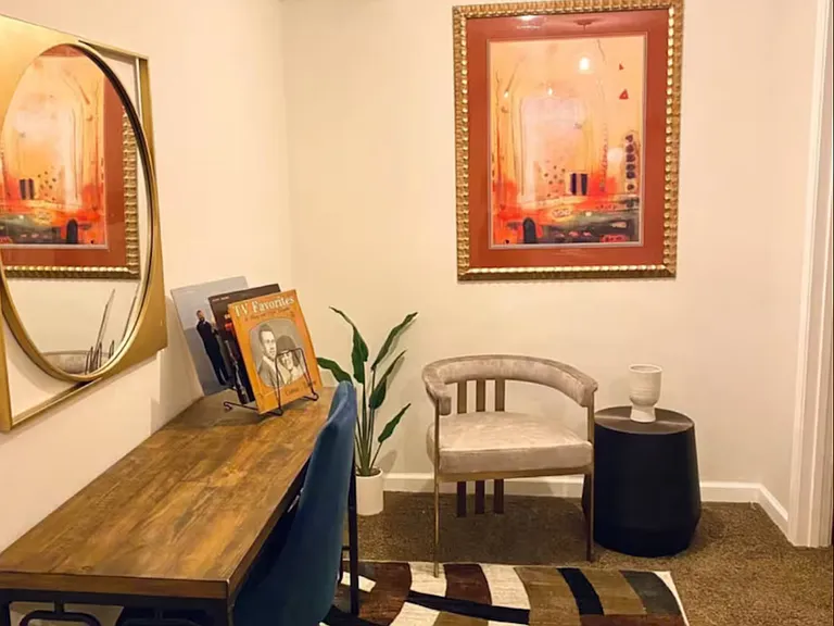 916 Mount Hope Ave #2 — Photo 5