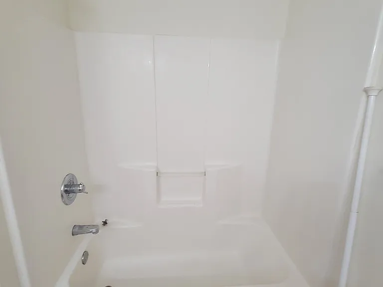 855 Highview Dr #A — Photo 2