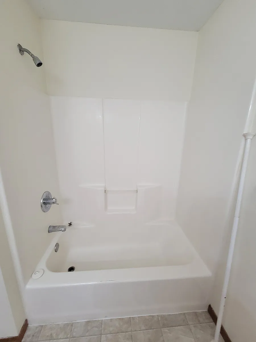 Building Photo - 855 Highview Dr #A