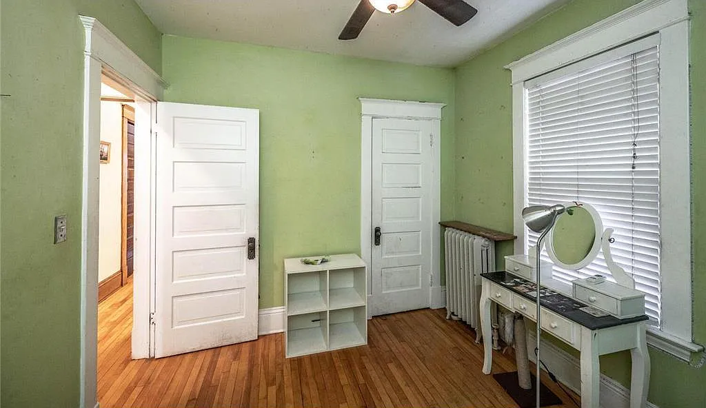 3 bed, 1300 sqft, $1,790 — Photo 4