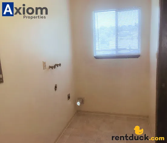 Quiet apartment near everything! — Photo 15