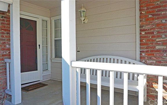 2nd image of 23920 Clayton Ct