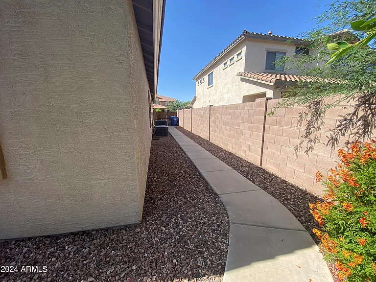 13510 W Avalon Dr — Photo 50