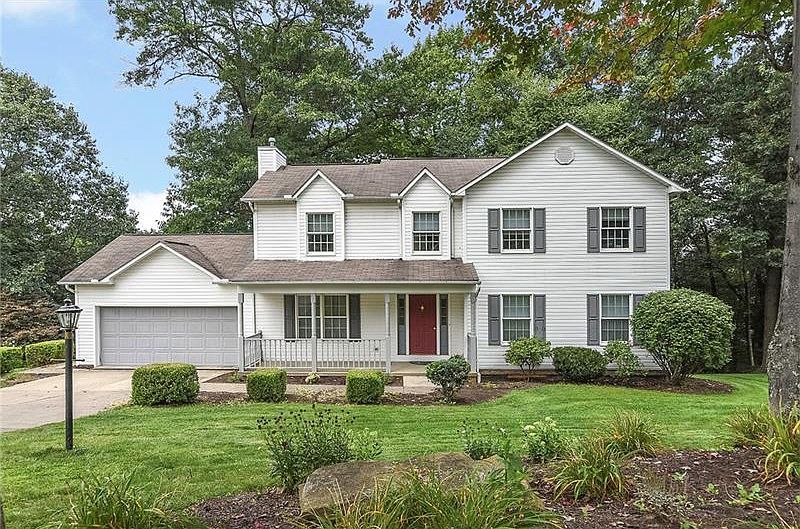 1st image of 132 Hickory Dr