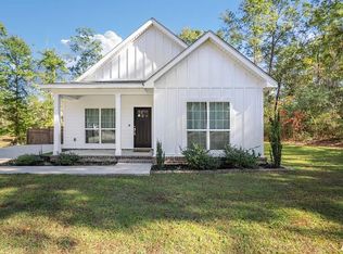 12100 Roberts Rd, Chunchula, AL 36521