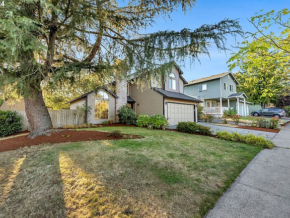 3rd image of 2212 SE Blairmont Dr