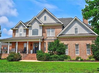 1832 Rein Ln, Virginia Beach, VA 23456