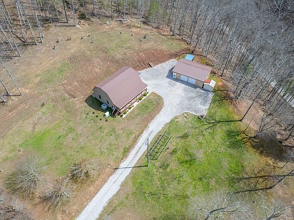 4th image of 817 Yellow Creed Rd.
