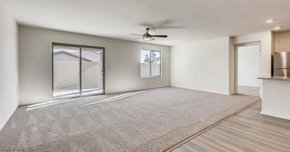 3 bed, 2.0 bath, 1415 sqft, $2,100 — Photo 3