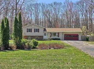 9603 Amidon Dr, Traverse City, MI 49685