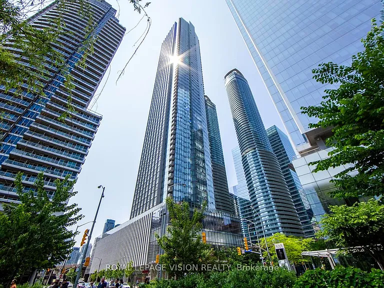 10 York St #4412 — Photo 4