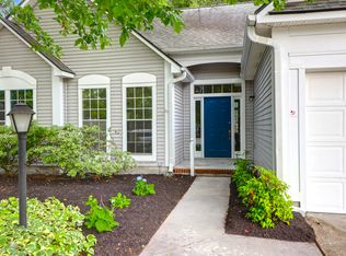 8451 Walsham St, North Charleston, SC 29420