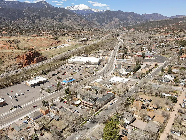 Red Rock Terrace — Photo 28
