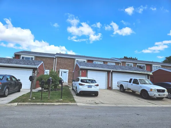 650 Sundance Dr, Bolingbrook, IL 60440