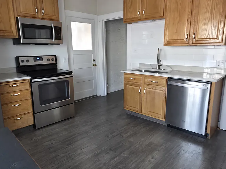 163 W 400th St S — Photo 14