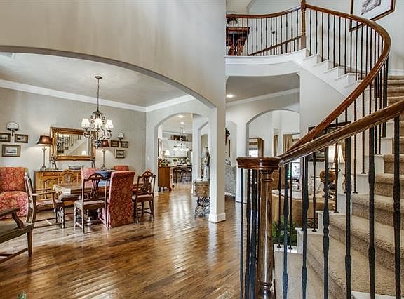4th image of 419 Glenbrook Dr