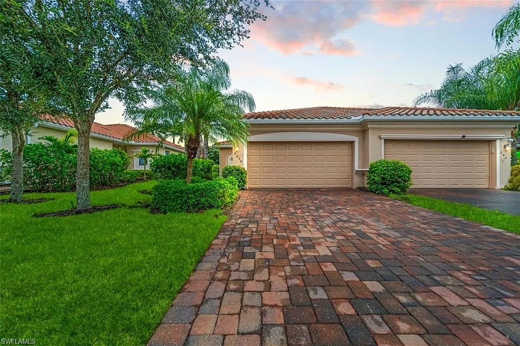 3 bed, 2.0 bath, 1417 sqft, $2,250 — Photo 1