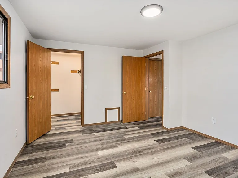 234 Berger St — Photo 9