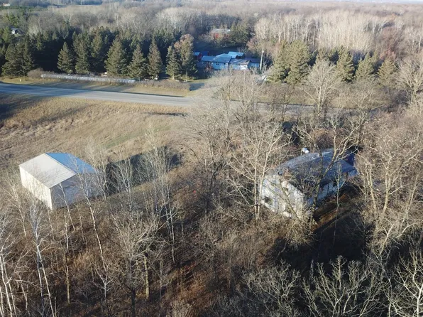 30037 W Pickerel Lake Rd, Detroit Lakes, MN 56501